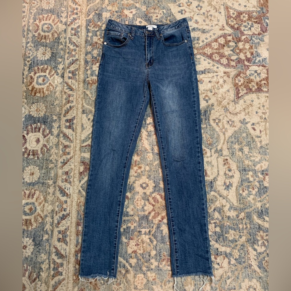 Forever 21 - Women’s Medium Wash Skinny Jeans